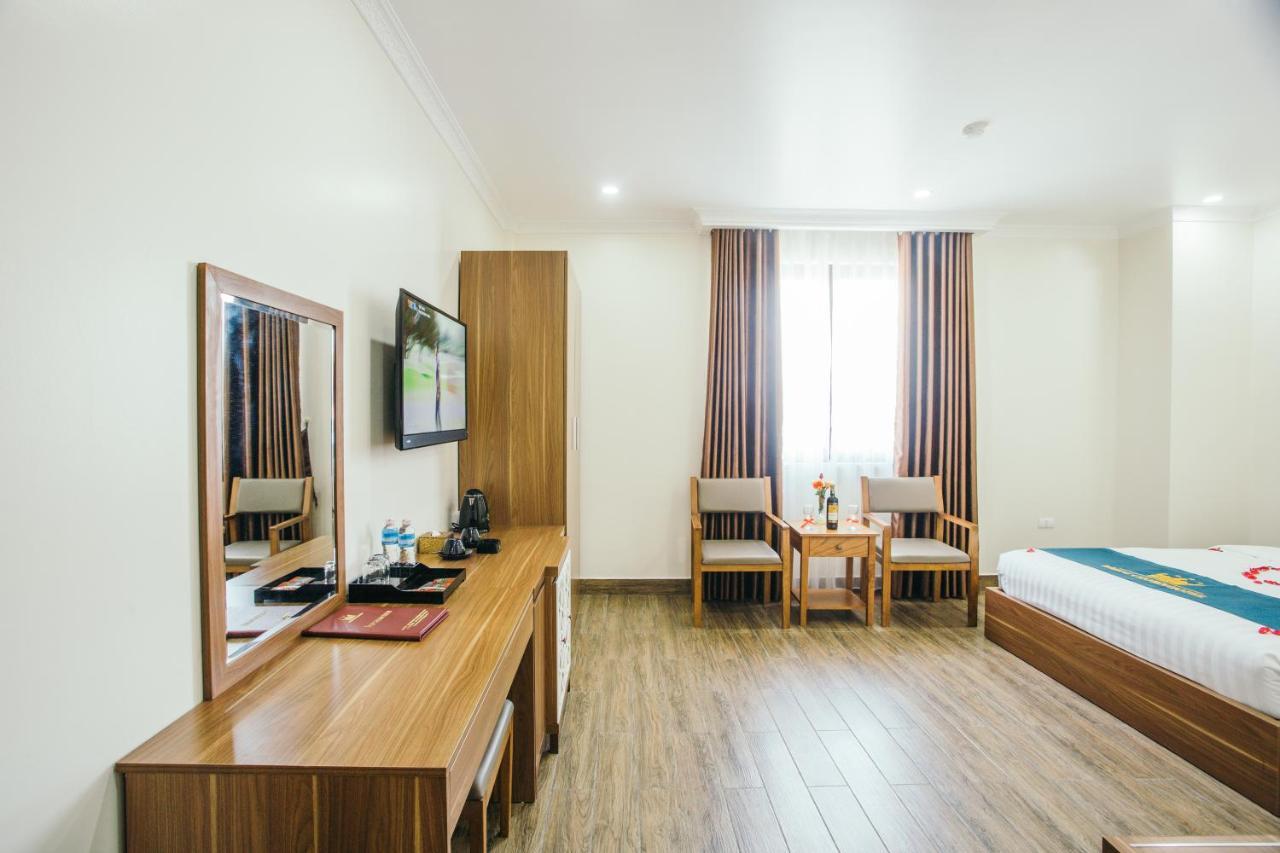 White Crown Hotel Ha Long Esterno foto